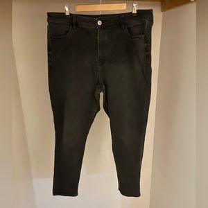 American Eagle High Rise Jegging Crop